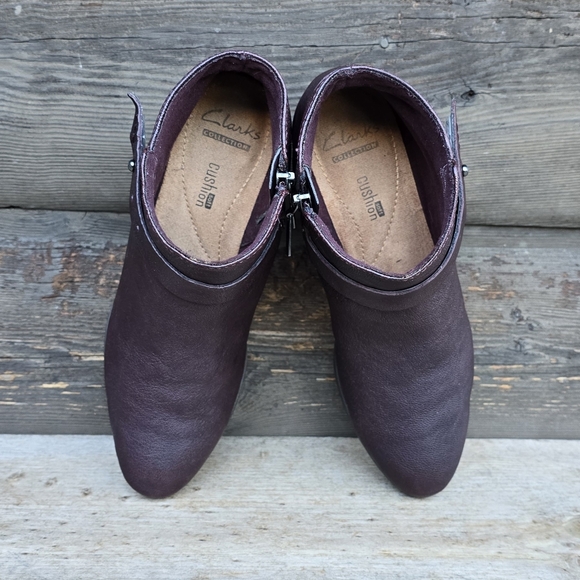 Clarks Boylan Dawn Aubergine Pebbled Leather, Western Boho, Comfort Bootie 6M - Picture 9 of 14